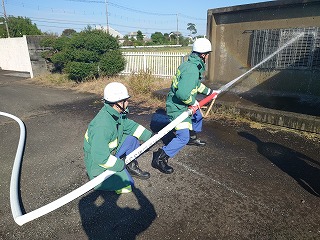 �����񍐎ʐ^